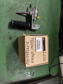 Přední spojka diferenciálu 3820A049 L200