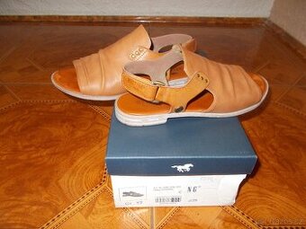 Dámské sandály Mustang