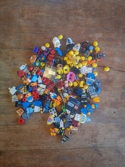 Mix Lego Star Wars, Ninjago a další.