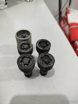 Pojistné šrouby - 1