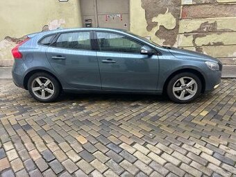 Volvo V40 D2 1.6D 2013 - 1