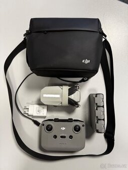 DJI Mini 2 Fly More Combo