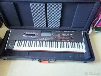 Prodám profesionální keyboard Pa 4X  76 klaves