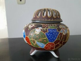 Staré japonské vykuřovadlo SATSUMA