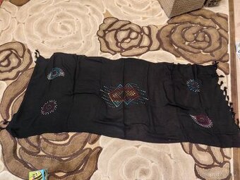 Nový dámský šátek