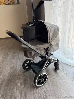 Kočárek pro panenky Cybex