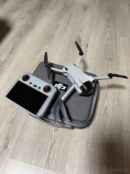 DJI Mini 3 pro (RC Ovladač)
