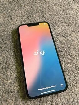 Apple iPhone 13 – 128 GB / černý + sklo a kryt, baterie 99%