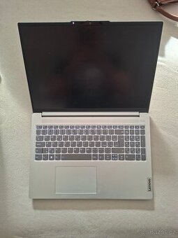 Notebook Lenovo IdeaPad Slim 5 16IAH8