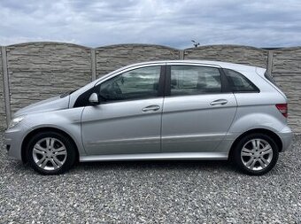 Mercedes-Benz Třídy B 220CDi 170PS AVANTGARDE 152TKM