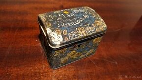 plechová krabička na čaj