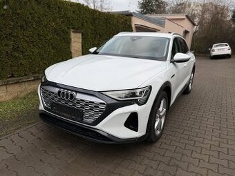 Audi Q8 e-tron,50-ETRON-4x4-TOP-Tažné-