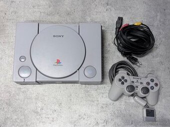 - PS1 Sony Scph-7502 s příslušenstvím -