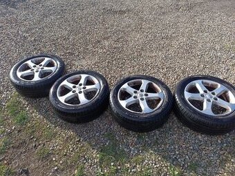 Dunlop respone 16 jeté jednu sezonu přes 6mm vzorek