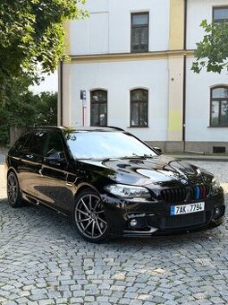 BMW F11 530d M-Paket xDrive 2015