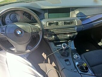 BMW F11