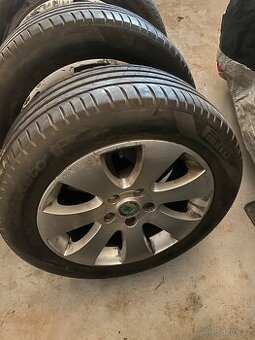Alu kola 16” 5x112 Škoda a letní pneu 205/55/R16