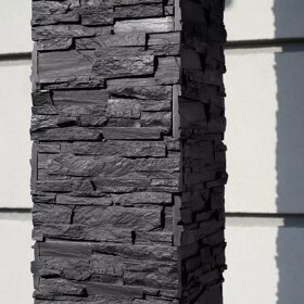 Kamenný obklad / sekaný kámen černý / šedý nový - 1