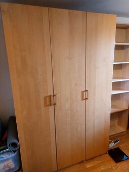 Ikea skříň 235x150x60 - 1