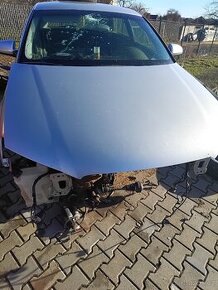 Audi A3 8p1 kapota