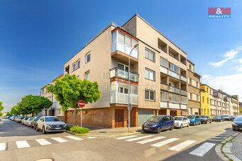 Prodej bytu 3+kk, 78 m², Pardubice, ul. Bacháčkova