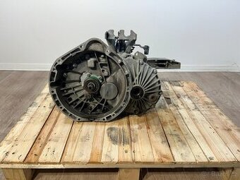 // Manuální převodovka Mercedes W168 A190 //