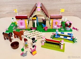 Lego Friends 3189 Stáje v Heartlake