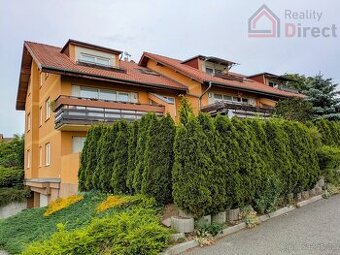 Prodej bytu 1+kk s terasou, garážovým a venkovním stáním – B - 1