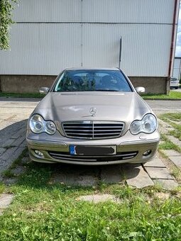 W203