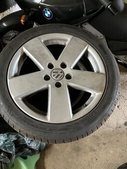 Kola na volkswagen Passat 235/45ZR17