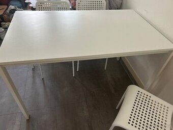Stůl IKEA + 4 židle