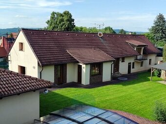 Prodej vícegeneračního domu v Břežanech u Lešan, ev.č. 00272