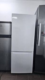 Lednice s mrazákem INDESIT, komb.
