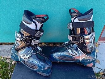 Lyžáky & Lyžařské boty ATOMIC LiveFit R90 vel. 28-28,5cm