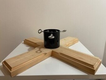 Stojan na vánoční stromek