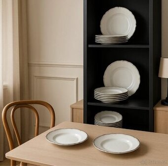 Sada talířů porcelán Stará role sváteční bílý stříbrný lem