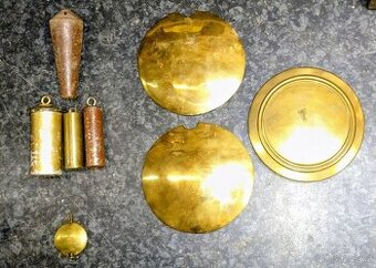 Závaží k hodinám + kyvadla