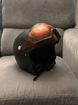 Prodám lyžařskou helmu Wedze