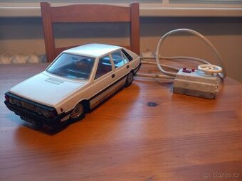 Polonez na bowden, retro autíčko