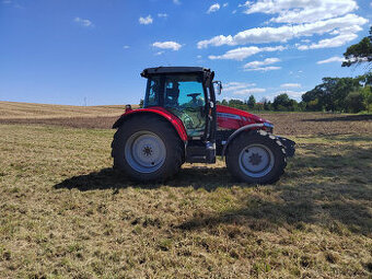 Traktor Massey Fergusson MF 5713S Dyna4