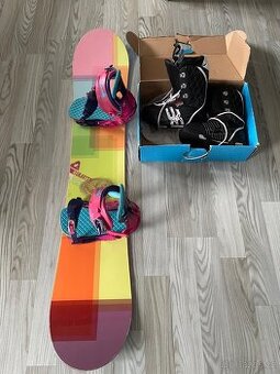 Snowboard Gravity Trinity 148 cm + boty 38-39