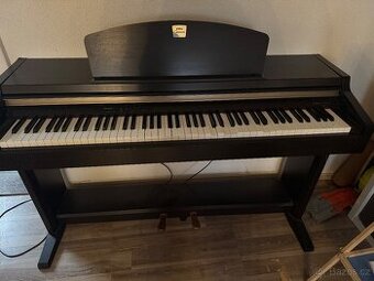 Digitální piano Yamaha