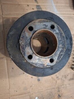 Jawa 250 kyvacka, panelka - valec