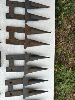 Náhradní díly na sekačka mf 70 - originál