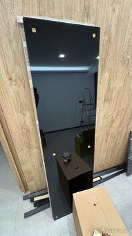 6ks Kalené sklo 165,5x45 cm (4mm) – zatmavené – Praha 8