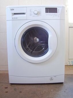 Úzká pračka BEKO