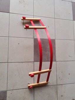 Opěradlo na sáně pro dítě