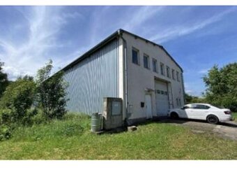 hala v obci Chotyně, ID 8240e 1305