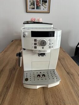 Delonghi magnifica S white automatický kávovar