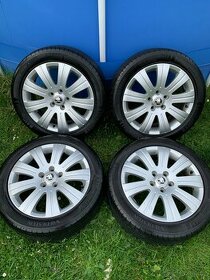 Alu kola Škoda R17 5X112 LETNÍ PNEU 205/50 R17 VREDESTEIN